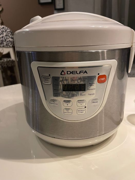 Мультиварка Delfa DMV-08 5 літрів 900 Вт