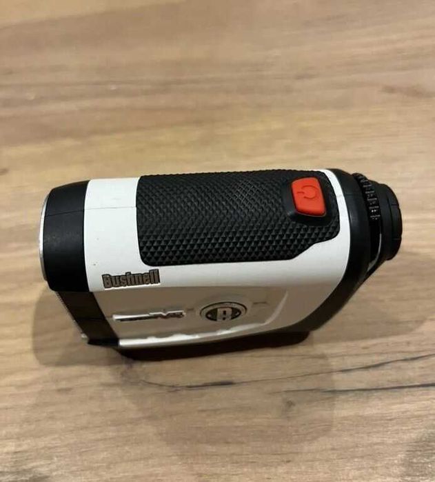 Golf - Rangefinders Bushell tour V5