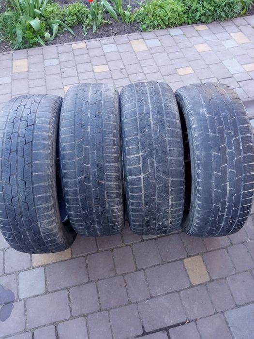 Продам шини 205/60/16