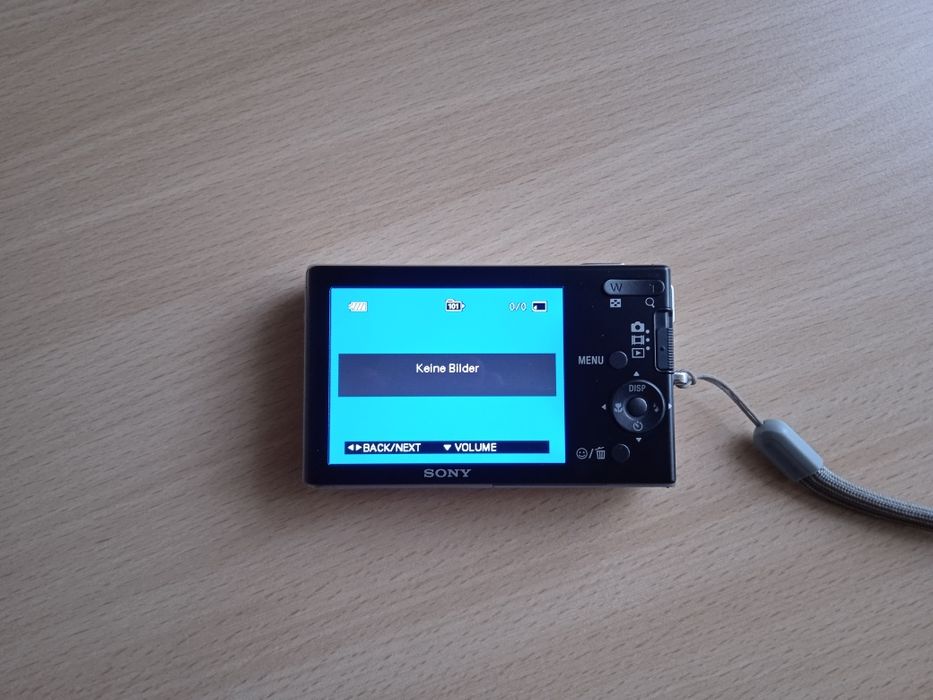 Цифровий фотоапарат SONY Cyber-shot в повній комплектації