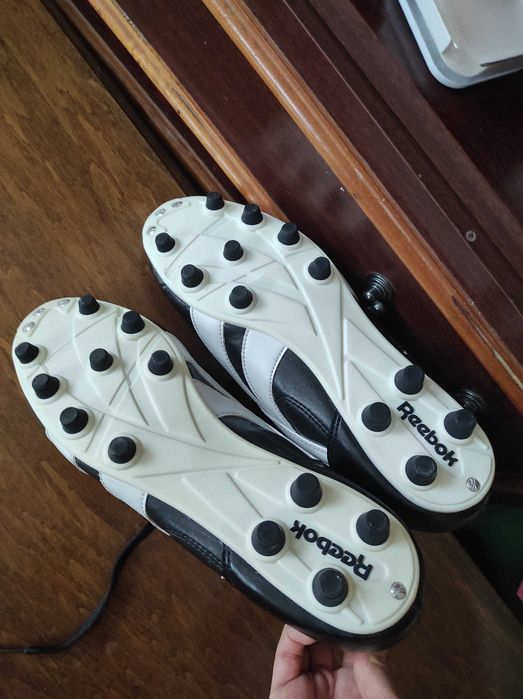 Czarno białe korki Reebok męskie