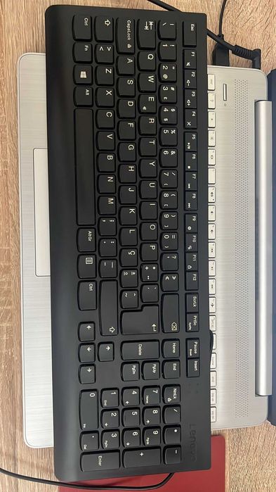 Teclado LENOVO 300