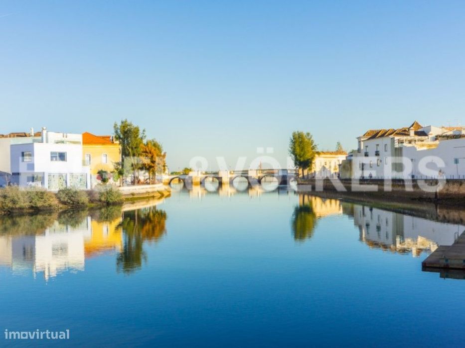 The Four: Tavira - Rés do Chão
