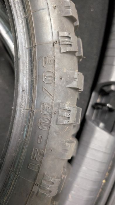 Pneus Enduro mitas