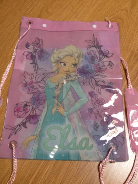 Saco- mochila de plástico da princesa Elsa - Nova com etiqueta