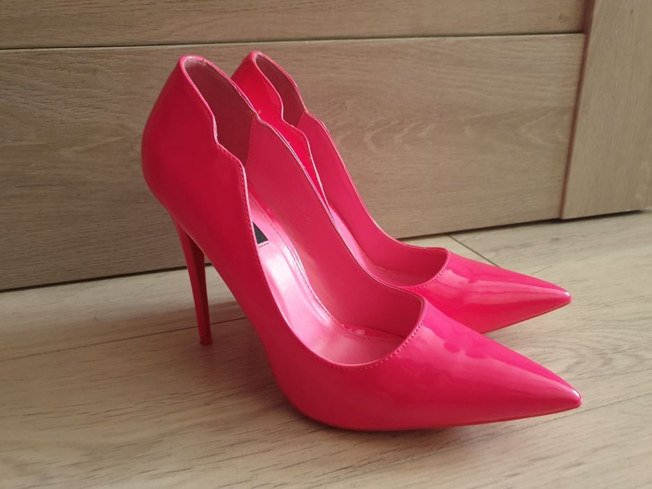 Czółenka rozm. 40 neonowe róż