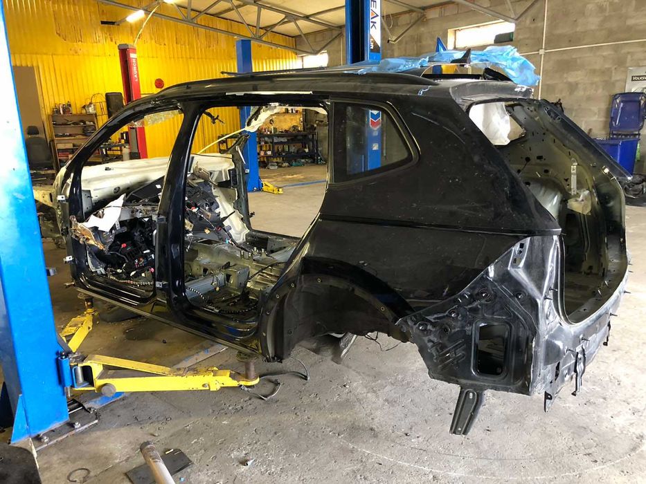 VW Tiguan Allspace USA Volkswagen кузов четверть поріг