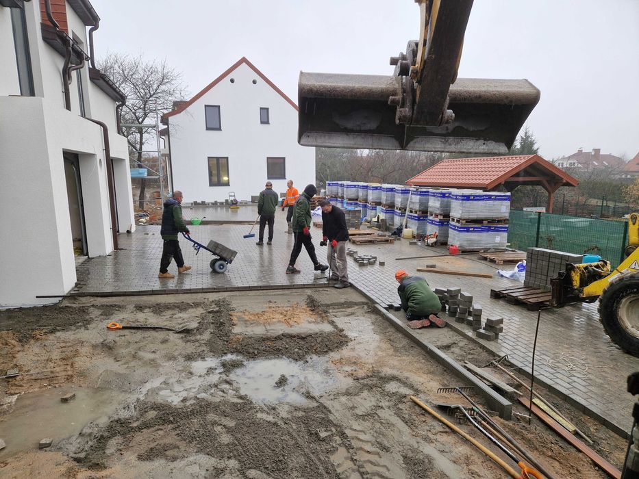 Brukarstwo, układanie kostki brukowej,budowa dróg