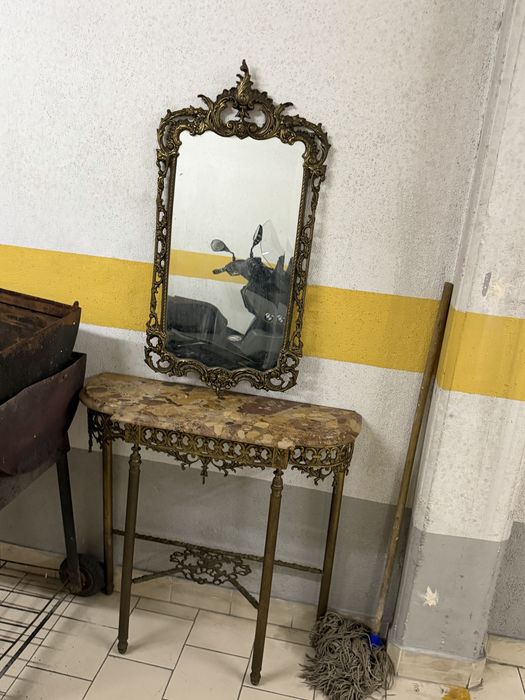 Bancada com Espelho antigos