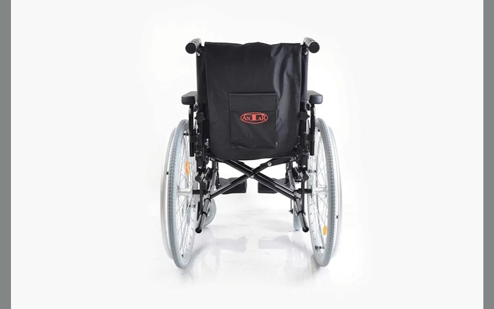 Antar AT52302 Cadeira de roda, 46 cm largura assento