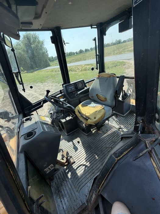 Koparko ładowarka New Holland Ford 655 C