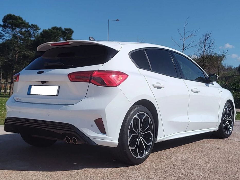 Ford Focus 1.0 EcoBoost S&S ST-LINE X
