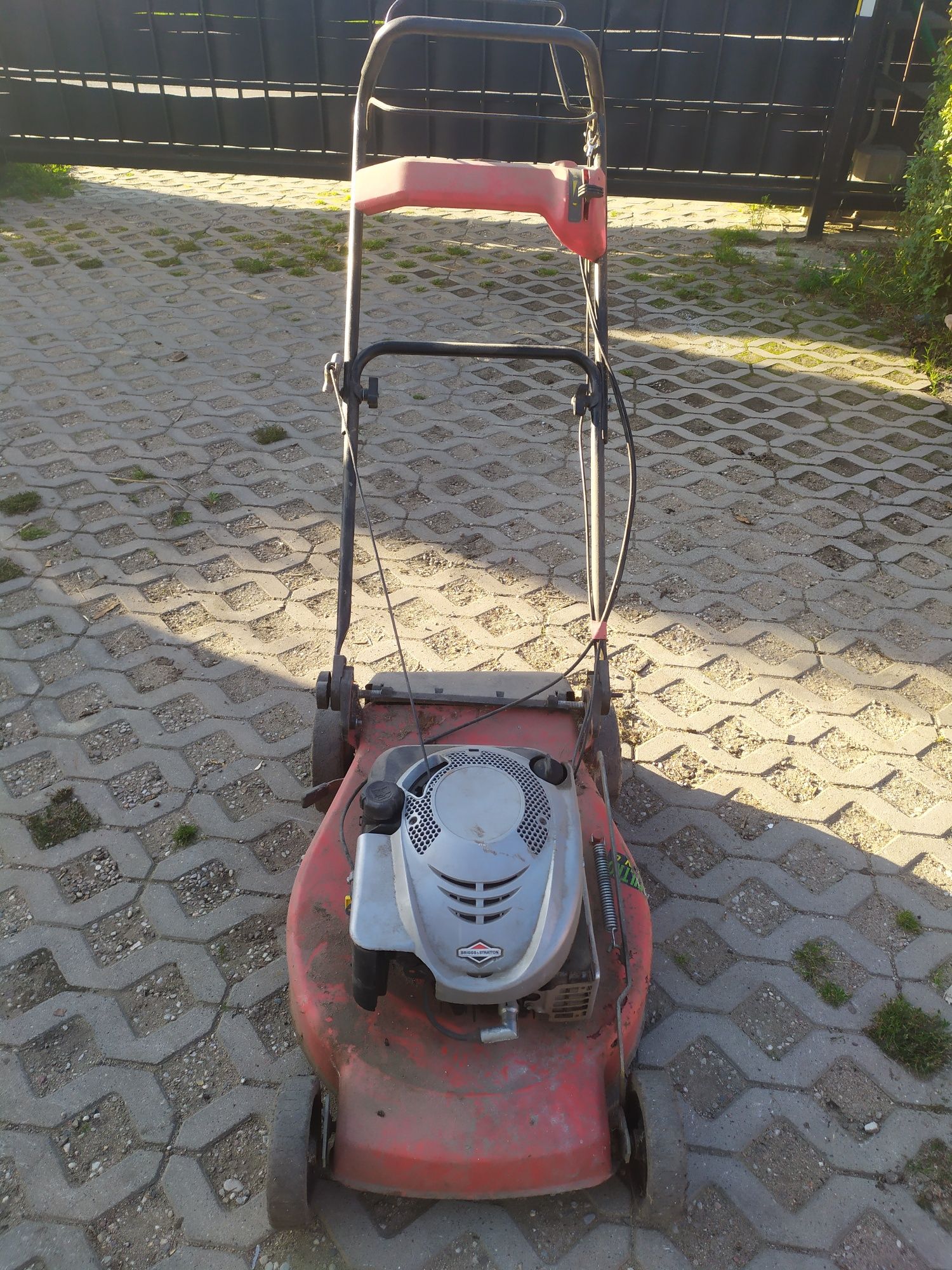 Kosiarka spalinowa z napędem Briggs&stratton Briggs stratton Gdańsk ...