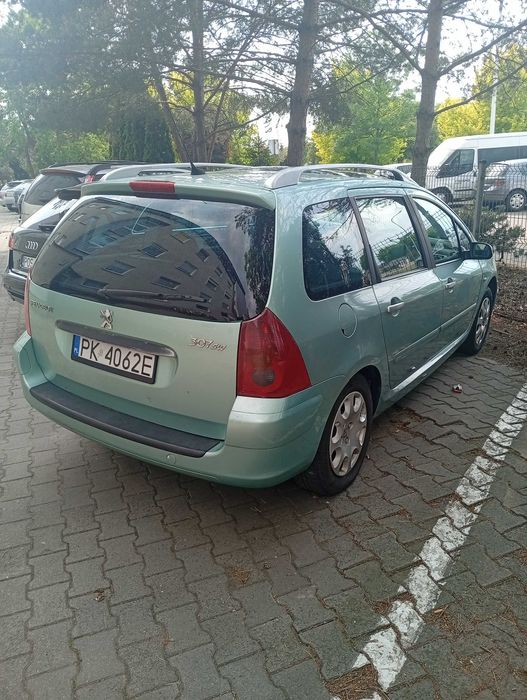 Samochod osobovyj