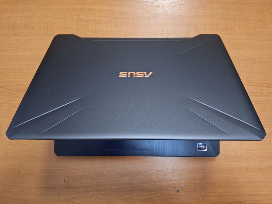 ASUS TUF Gaming FX505DU Ryzen 7 3750H GTX 1660 Ti 6Gb DDR4 16Gb SSD + HDD