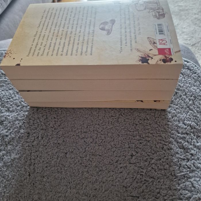 Conjunto 4 livros