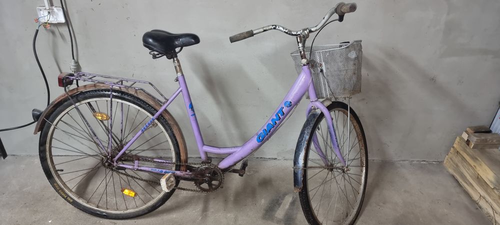 Sprzedam uzywany rower 28 cali