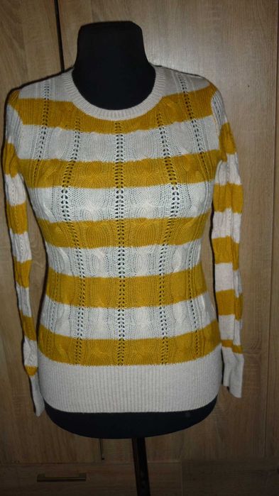 Aphorism- ciepły sweter z wełną  r; S