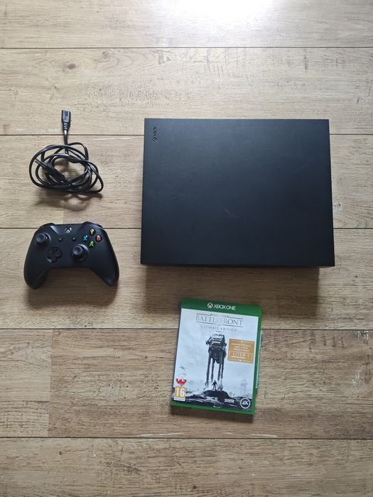 Konsola Xbox One X 1TB ! Gra Star Wars w zestawie !