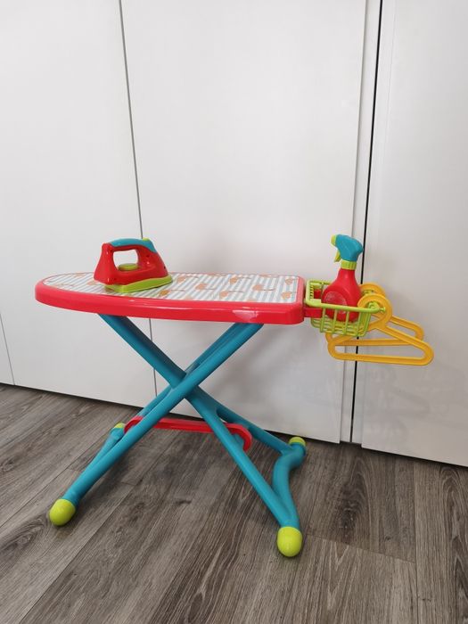 Tábua de passar a ferro brincar