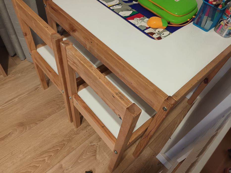 Mesa e cadeiras criança ikea
