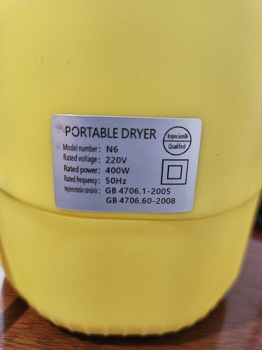 Wielofunkcyjna mini suszarka do ubrań