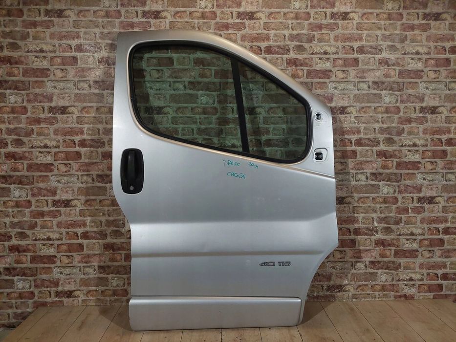 DRZWI PRZÓD PRAWE KOMPLETNE RENAULT TRAFIC II 2011 ROK CMG64