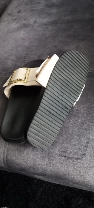 Chinelos Zara Home Tam 39  ( portes incluídos)