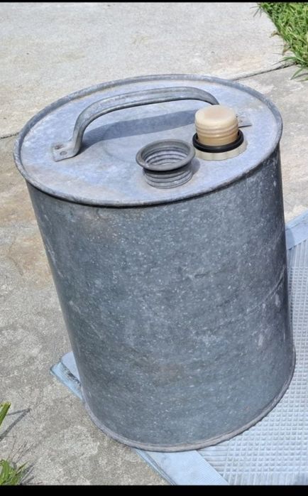 Каністра металева на 10 літрів  СРСР.