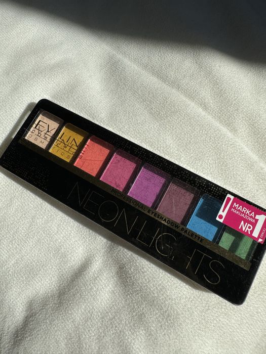 Eveline Paleta Cieni do Powiek Neon Lights
