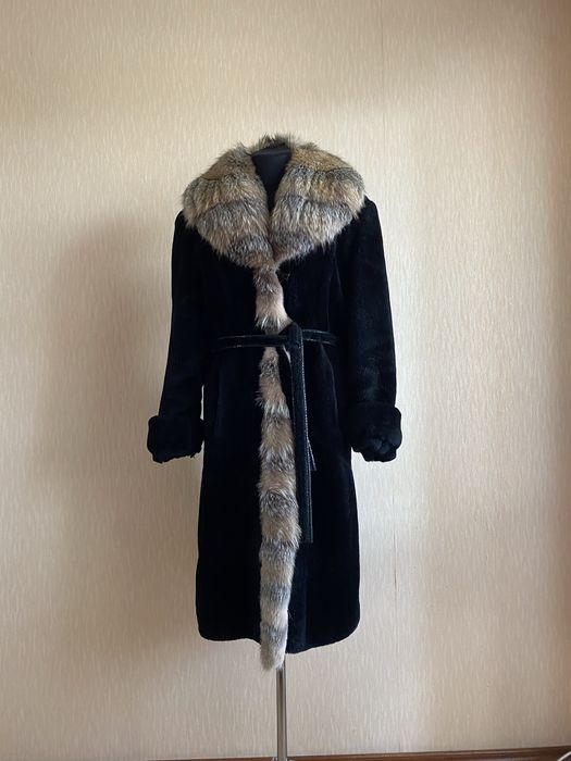 Шуба мутон чорна довга