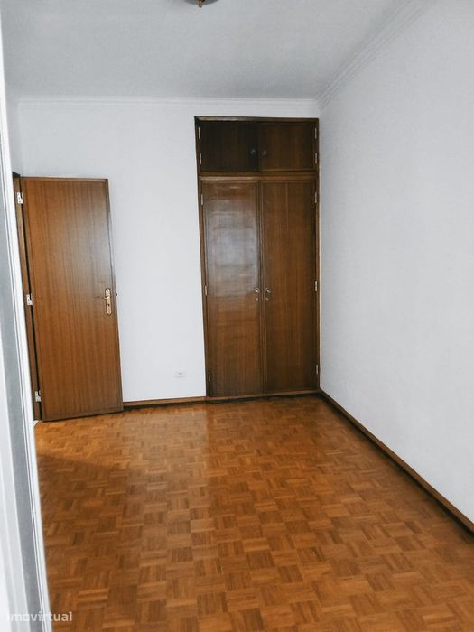 Apartamento T2 - Junto à Estação dos Foros de Amora