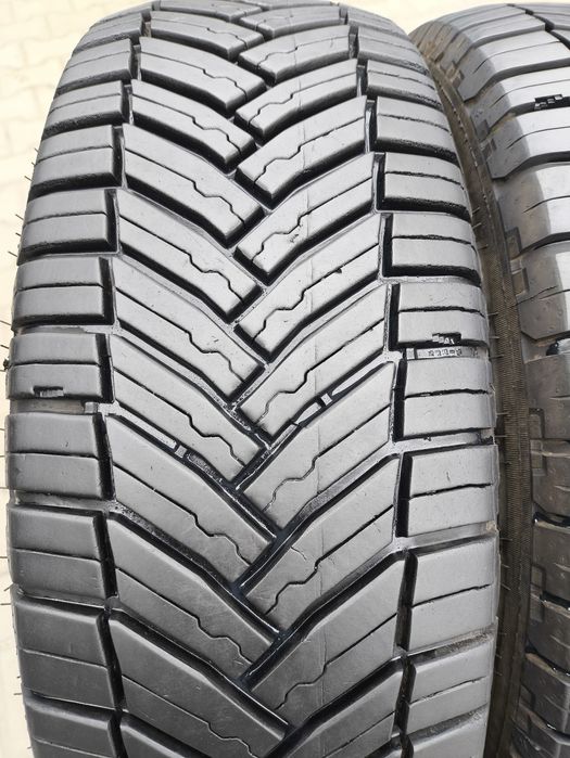 215/60/17C Michelin Agilis CrossClimate 2SZTUKI