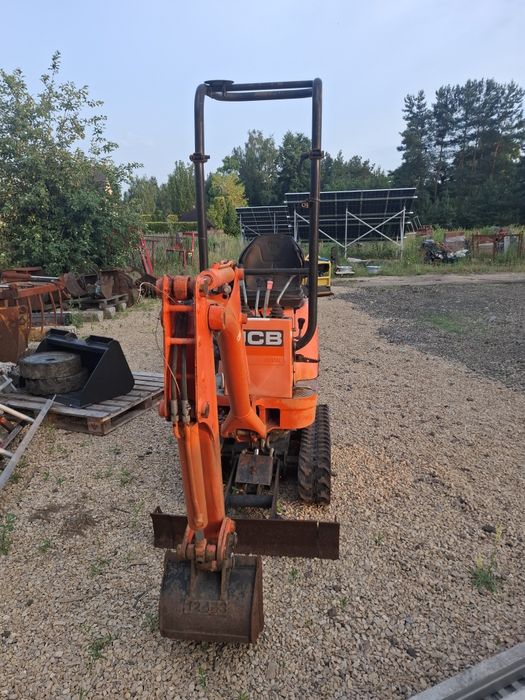 Mikro koparka jcb 008