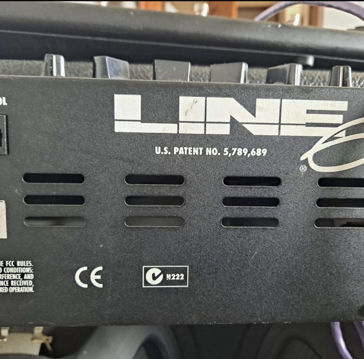 Line 6 Flextone 2x12 + Line 6 Floor Board - zestaw gitarowy