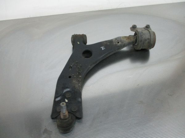 Braço de suspensão frente esquerdo FORD Focus II (DA_)