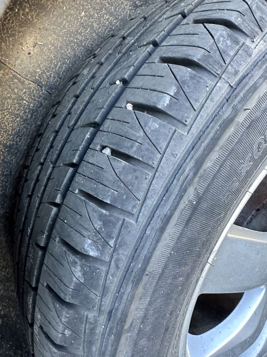 Титани диски колеса резина шина взборі Kia Hyundai 5 114.3 R17 235/65