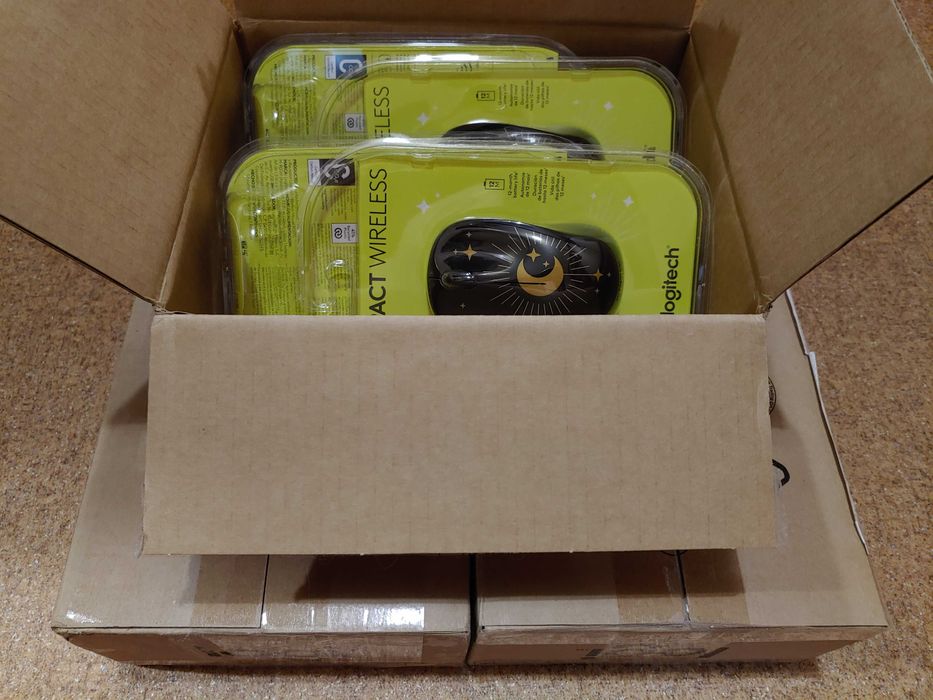 Беспроводная мышка Logitech Compact Wireless Mouse M317c