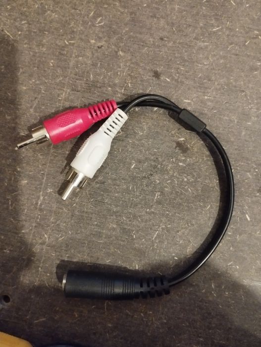 RCA Cables – Multiple Outputs64738500200961121