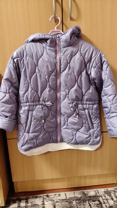 Куртка весенняя.