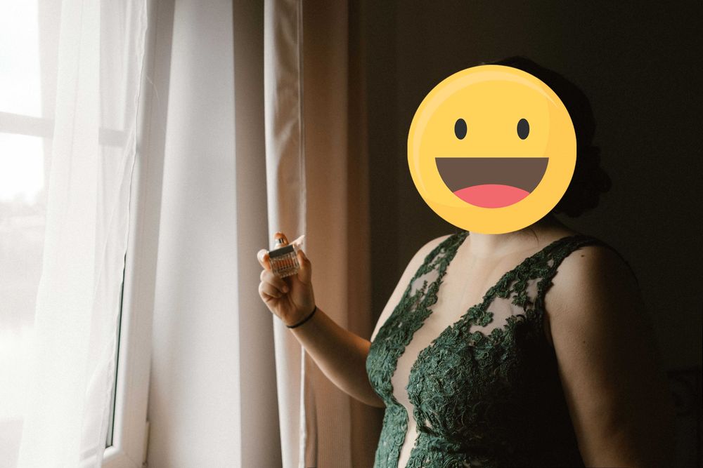 Sukienka ślubna w kolorze butelkowej zieleni. Jedyna taka - Oryginał