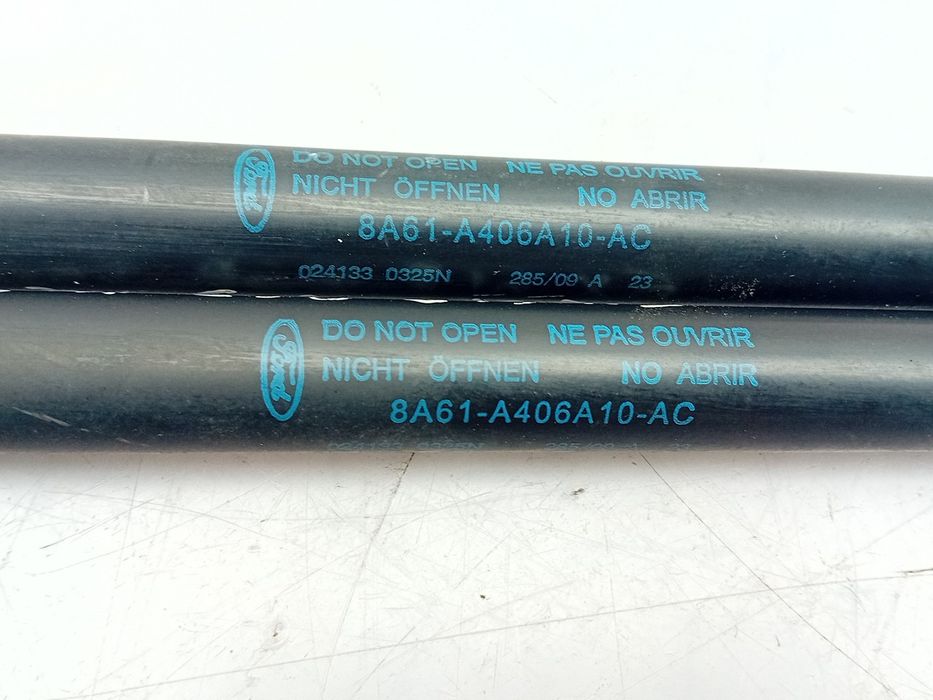 Amortecedor da mala FORD Fiesta VI (CB1, CCN)