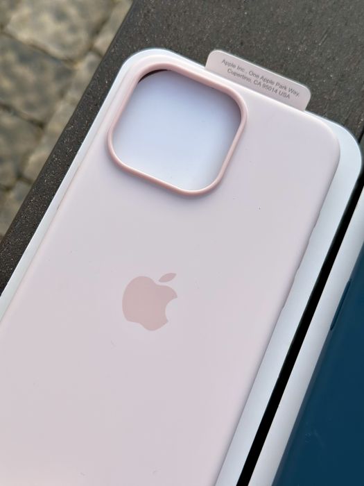 Силіконовий чохол на 15, 15 pro, 15 pro max з Magsafe, чехол на айфон