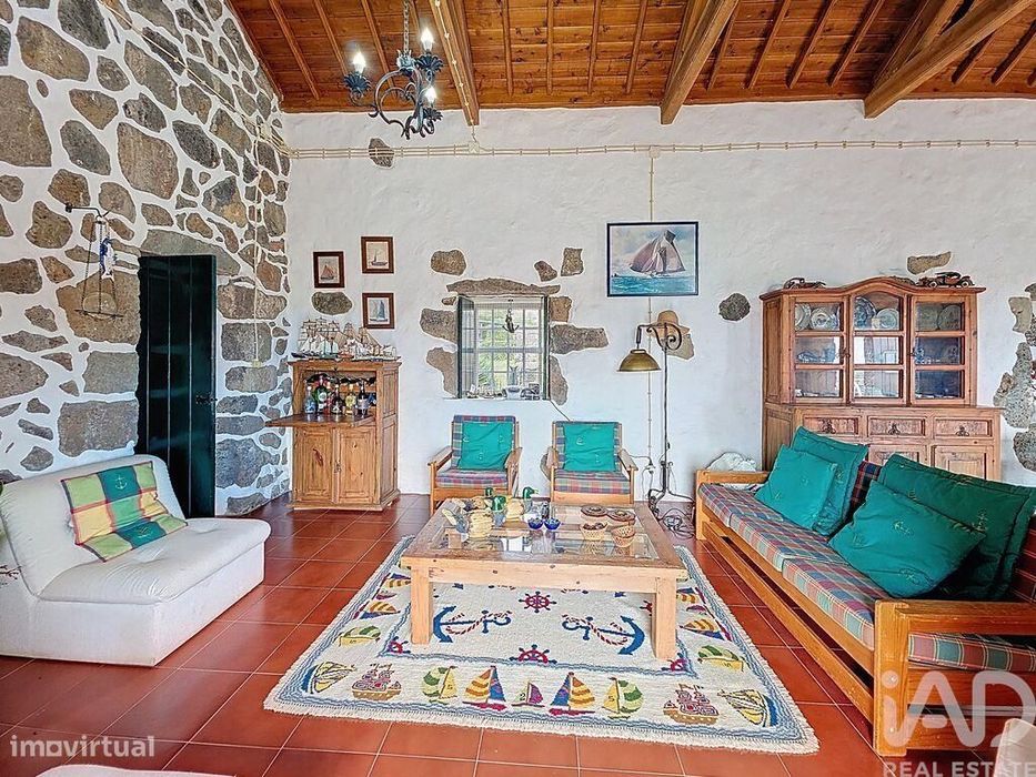 Casa de Campo T2 em Luz de 208 m2