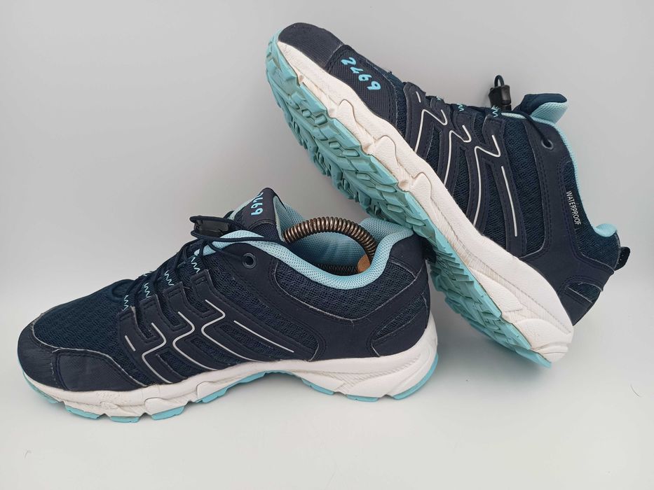 Wodoodporne trekkingowe buty 2469 Hiker Low waterproof rozmiar 37