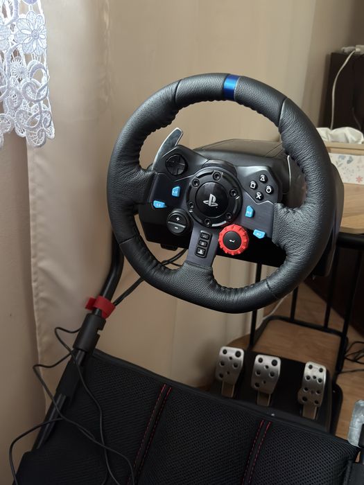 Kierownica Logitech g29 z fotelem simracing Cobra