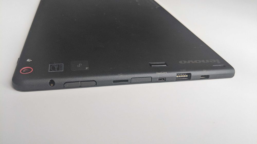 Lenovo ThinkPad 10 (2nd Gen)  4/64Gb Black Docking Station, Windows 10