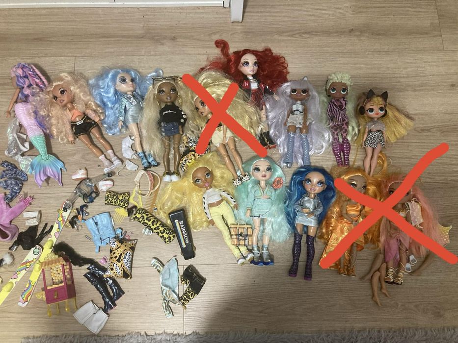 3 lalki z tego zestawu  lol rainbow high