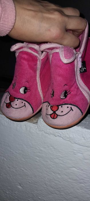 Pantufas ou Botinhas nº 28 - muito fofinhas