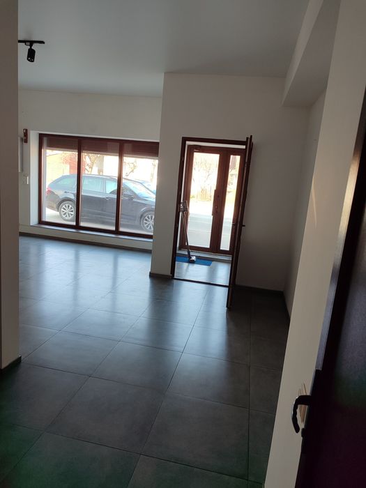 Можл продаж!! офіс від 12, 32, 45 кВ.м окремий вхід, завжди є світло!!